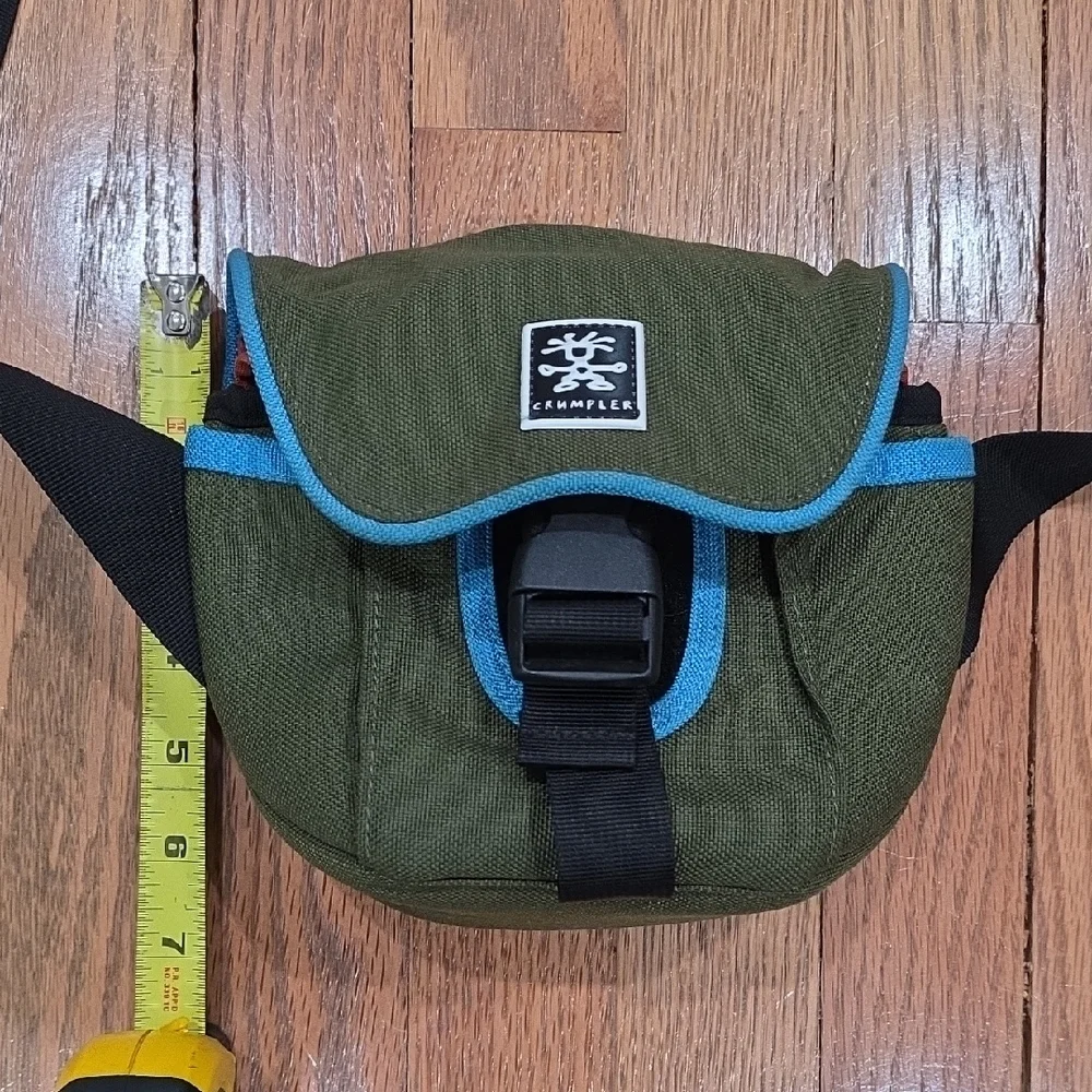 Crumpler Olive Green Compact Shoulder Bag with Blue Trim